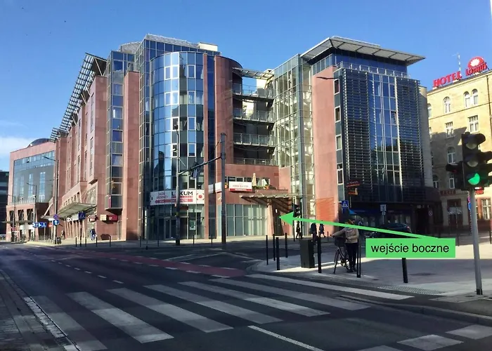 Main Street - Old Town Breslavia